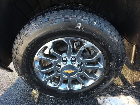 New 2026 Chevrolet Silverado 2500 LTZ w/ LTZ Premium Package image 6