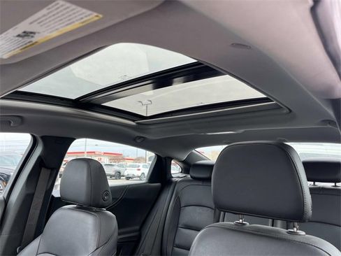 Used 2016 Chevrolet Malibu Hybrid w/ Leather Package image 26