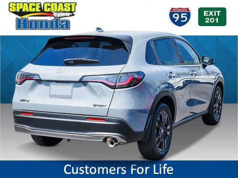 New 2026 Honda HR-V Sport image 2