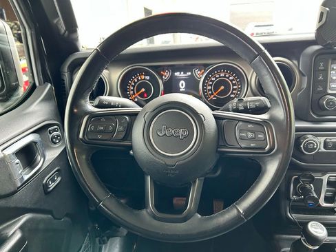 Used 2019 Jeep Wrangler Unlimited Sport S image 6