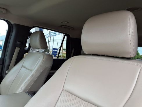 Used 2021 Ford Expedition XLT RWD image 18
