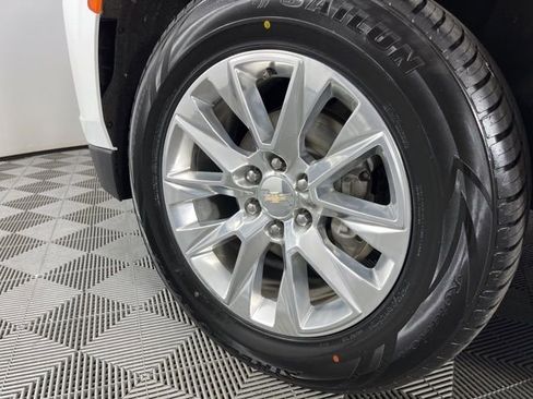 Used 2024 Chevrolet Tahoe Premier RWD image 12