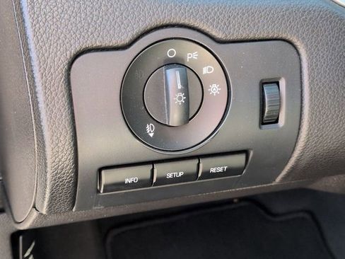 Used 2010 Ford Mustang GT RWD image 16