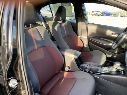 Used 2024 Toyota Corolla SE image 29