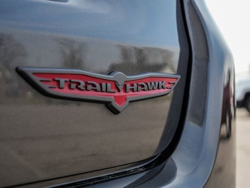 Used 2022 Jeep Compass Trailhawk w/ Trailhawk Elite Group image 13