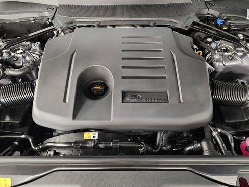 New 2026 Land Rover Discovery Limited Edition image 31