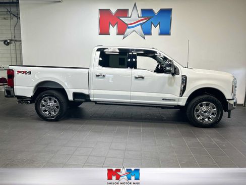 Used 2025 Ford F350 Lariat w/ Lariat Ultimate Package AWD/4WD image 1