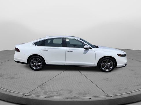 Certified 2024 Honda Accord EX image 2