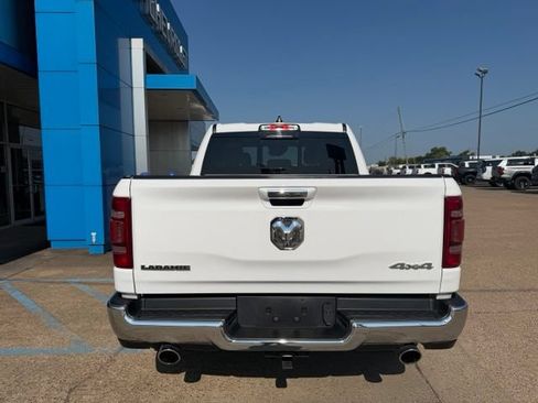 Used 2022 RAM 1500 Laramie AWD/4WD image 4