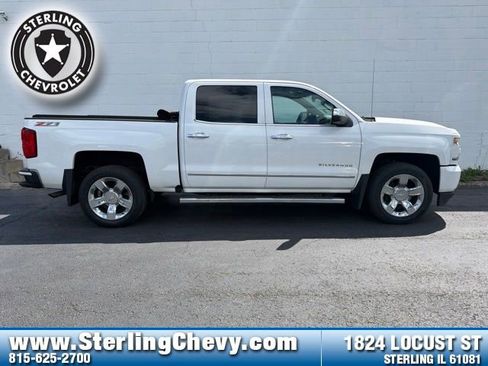 Used 2017 Chevrolet Silverado 1500 LTZ Z71 w/ LTZ Plus Package AWD/4WD image 6