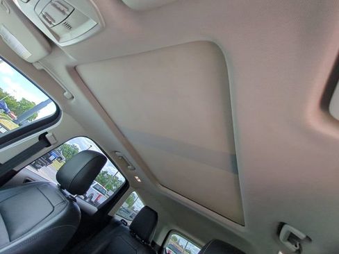Used 2018 Ford Escape SEL AWD/4WD image 19