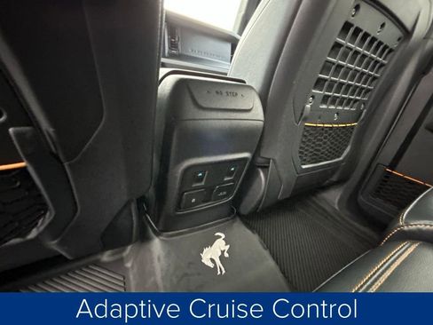Used 2022 Ford Bronco Badlands image 19