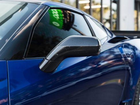Used 2018 Chevrolet Corvette Z06 RWD image 19