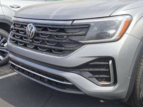 New 2026 Volkswagen Atlas SEL Premium R-Line AWD/4WD image 3