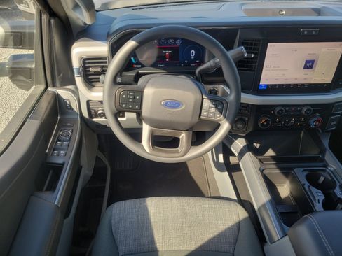 New 2026 Ford F250 XLT w/ XLT Premium Package image 15