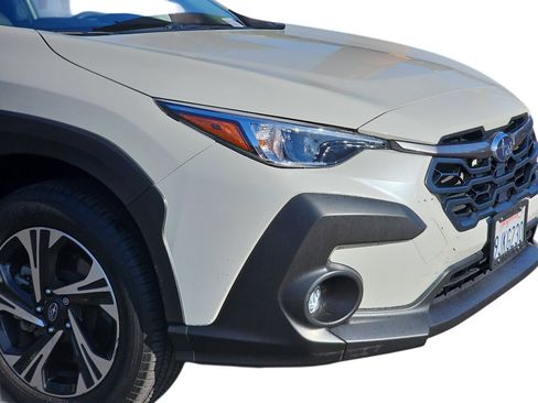 Used 2024 Subaru Crosstrek 2.0i Premium w/ Crosstrek Mirror Package AWD/4WD image 9