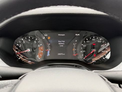 Used 2023 Jeep Compass Latitude AWD/4WD image 32