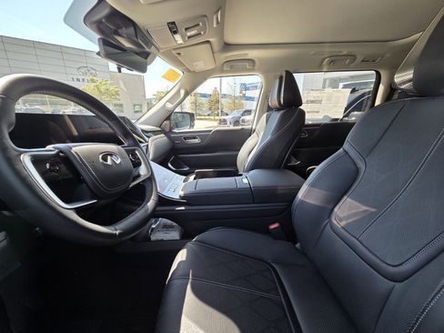 Certified 2025 INFINITI QX80 Sensory w/ Exterior Package image 7