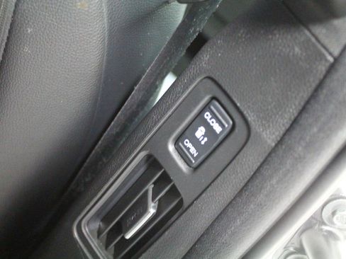 Used 2023 Honda Odyssey Sport image 30