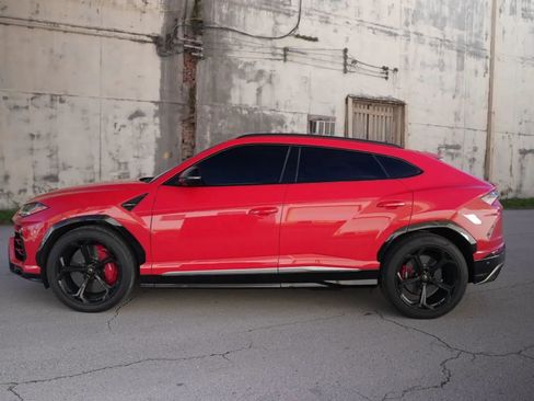 Used 2019 Lamborghini Urus image 5