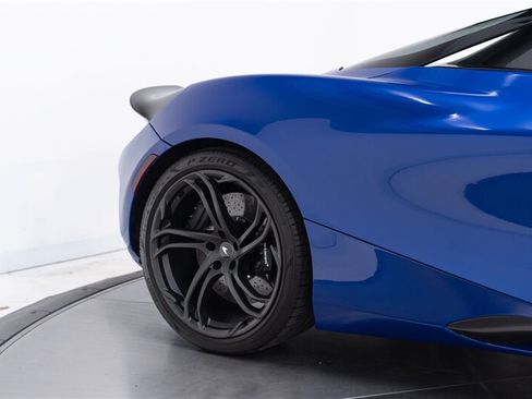 Used 2024 McLaren 750S Spider RWD image 28