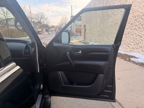 Used 2022 INFINITI QX80 Luxe w/ Cargo Package image 35