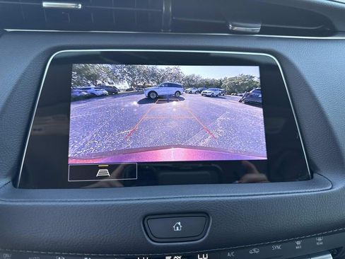 Certified 2023 Cadillac XT4 Luxury w/ Cold Weather Package FWD image 27