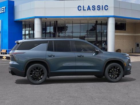 New 2026 Chevrolet Traverse LT w/ Midnight/Sport Edition FWD image 5