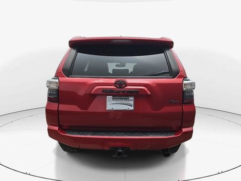 Used 2022 Toyota 4Runner SR5 RWD image 7