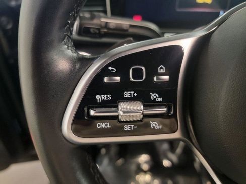 Used 2023 Mercedes-Benz GLS 450 4MATIC image 12