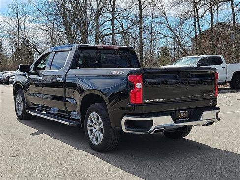 Used 2025 Chevrolet Silverado 1500 LTZ w/ LTZ Convenience Package II AWD/4WD image 22