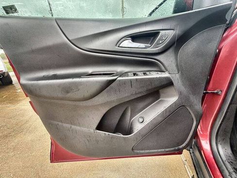 Used 2020 Chevrolet Equinox LT FWD image 21
