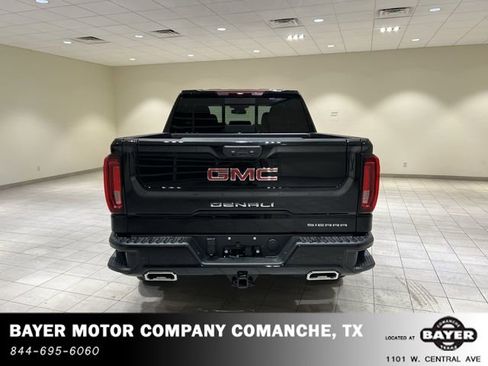 Used 2025 GMC Sierra 1500 Denali AWD/4WD image 4