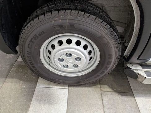 Used 2025 RAM ProMaster 2500 w/ U-Haul Equipment Group FWD image 7