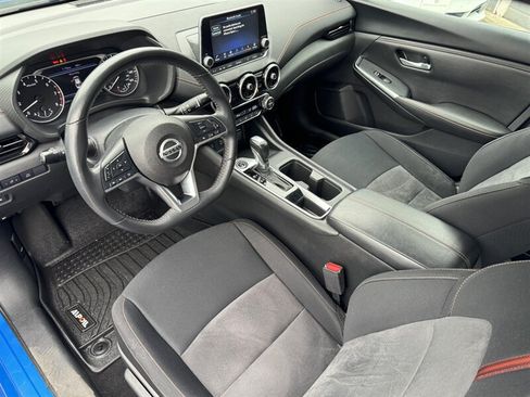 Used 2023 Nissan Sentra SR w/ Electronics Package FWD image 2