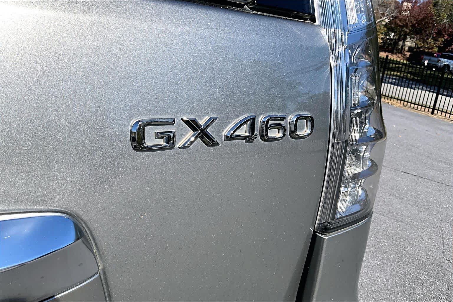 Used 2020 Lexus GX 460 Premium w/ Premium Package AWD/4WD image 9