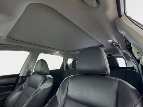 Used 2017 Nissan Murano SL w/ SL Technology Package FWD image 15