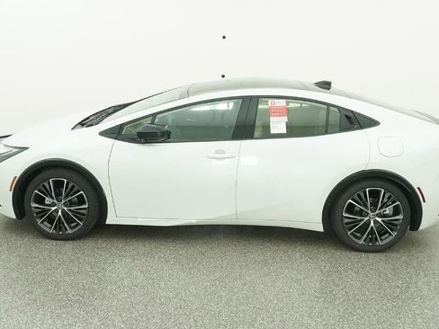 New 2026 Toyota Prius Limited image 3