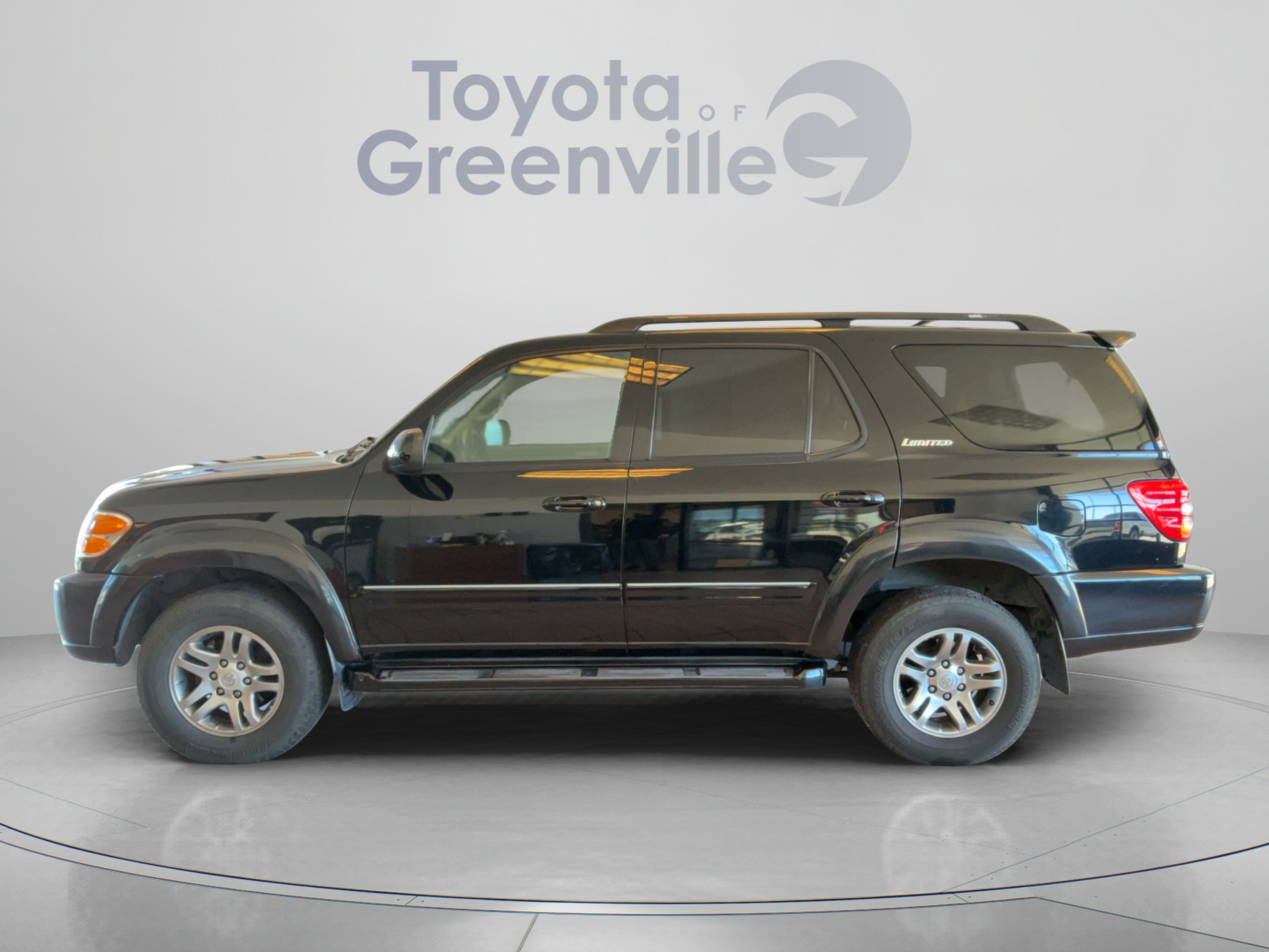 Used 2003 Toyota Sequoia Limited AWD/4WD image 2