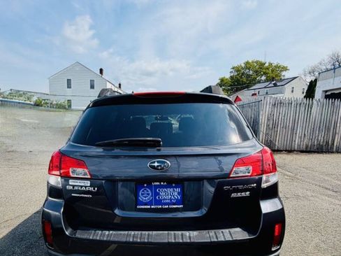 Used 2013 Subaru Outback 2.5i Premium AWD/4WD image 7