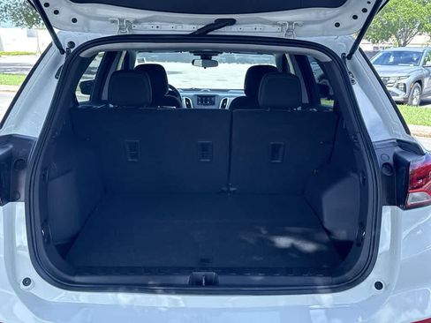 Used 2022 Chevrolet Equinox LS FWD image 25