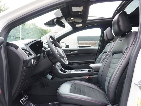 Used 2022 Ford Edge ST-Line image 31