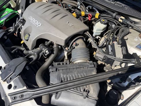 Used 2002 Pontiac Grand Prix GT FWD image 22