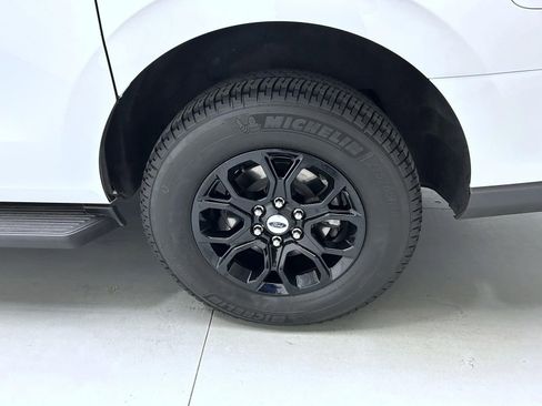 Used 2024 Ford Expedition Max XLT AWD/4WD image 23