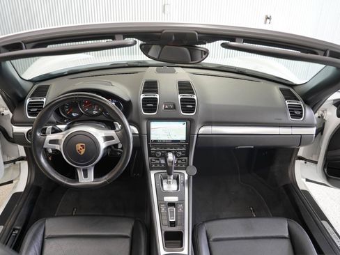 Used 2016 Porsche Boxster RWD image 17