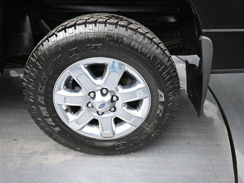 Used 2013 Ford F150 XLT w/ Luxury Equipment Group image 19