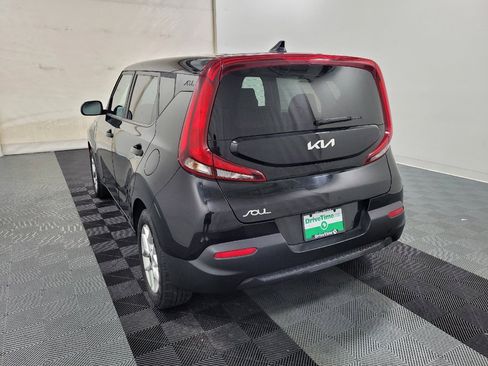 Used 2022 Kia Soul LX w/ Technology Package FWD image 5