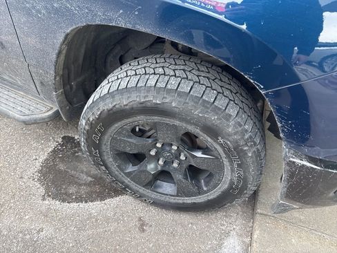 Used 2023 RAM 1500 Big Horn image 2