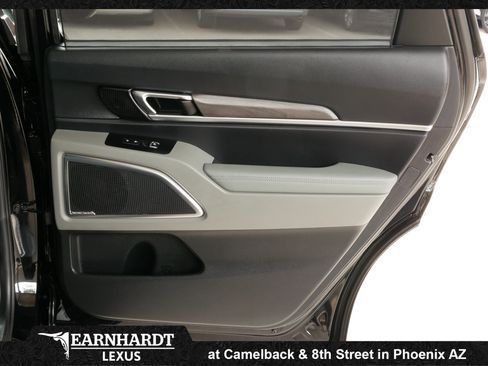 Used 2024 Kia Telluride SX Prestige X-Pro AWD/4WD image 18