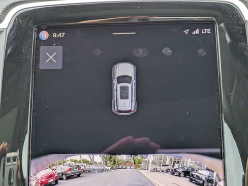 Certified 2025 Volvo XC90 B5 Core AWD/4WD image 28